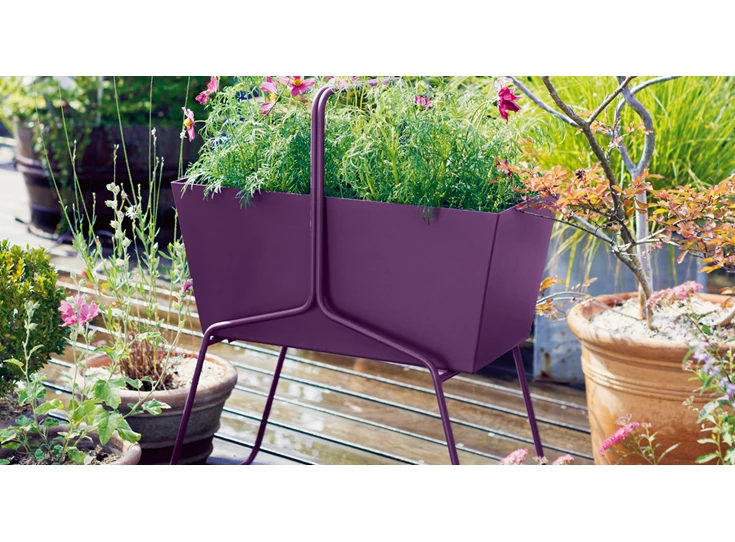 Jardiniere-Basket-de-Fermob-jardiniere-haute-en-metal