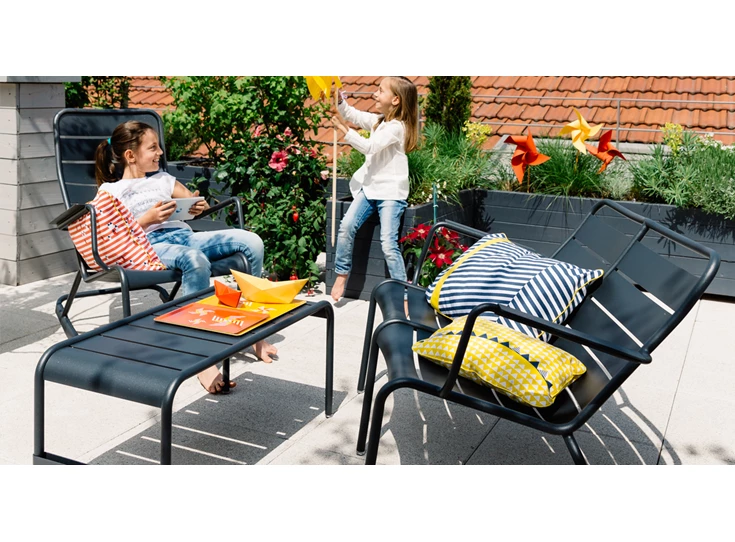 Collection-Luxembourg-de-Fermob-salon-de-jardin-en-metal