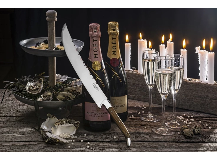 Laguiole-champagnesabel-olijfhout-sf-kl-3