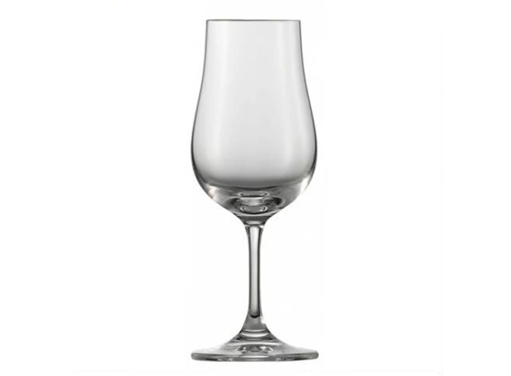 schott-whisky-nosing