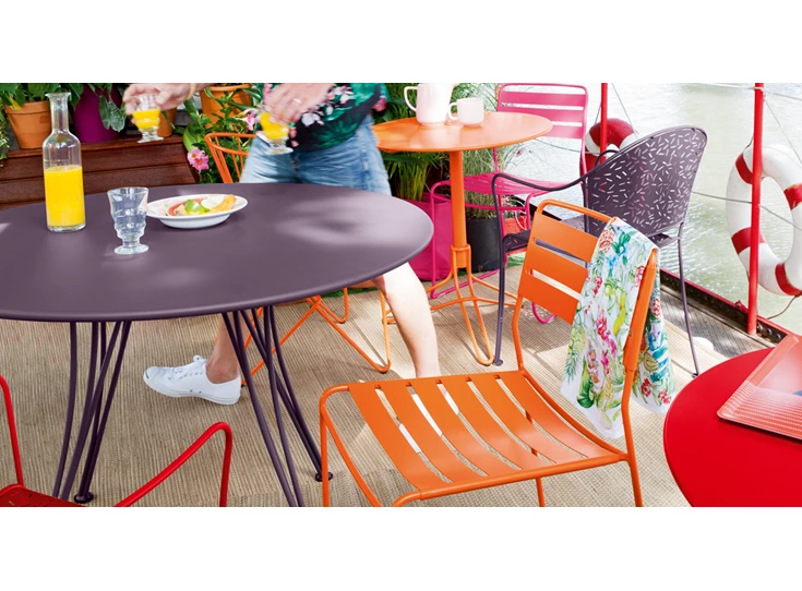 mobilier-de-jardin-en-metal-Fermob
