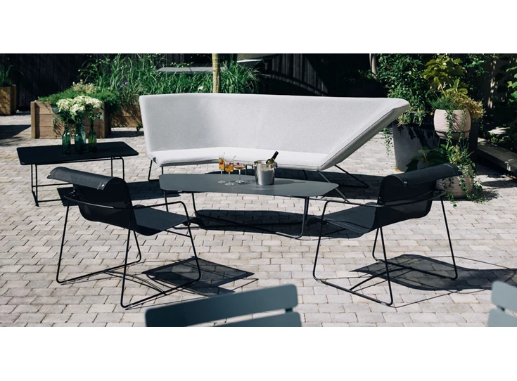 table-basse-metal-canape-de-jardin-table-basse-fermob-canape-fermob