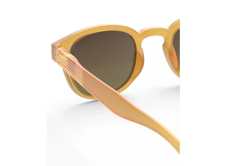 CLEAR_SLMSCC214_4-IZI_C_SUN_Golden Glow_VUE4.png