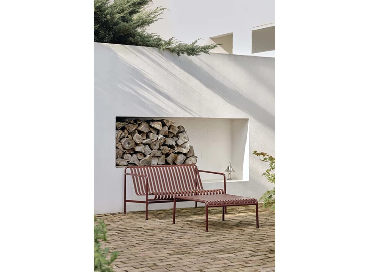 Palissade Lounge Sofa_Palissade Low Table iron red.jpg