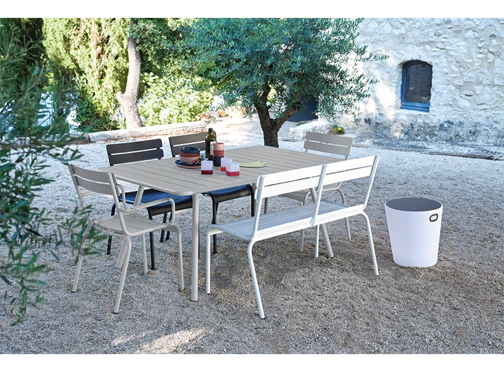 Collection-Luxembourg-Mobilier-de-jardin-Fermob.jpg