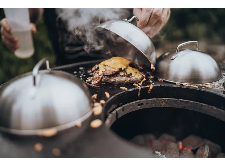 BurgerCover Käse_Anwendung_1200x800x72dpi_685.jpg