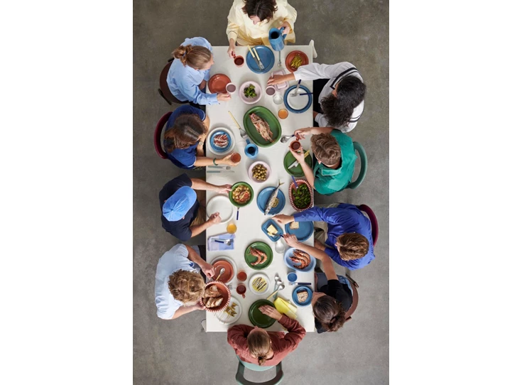 Barro collection_MVS Cutlery family_Outline Tablecloth L250 cream 02.jpg