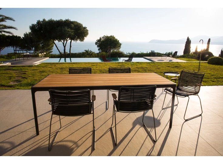 CLICK_Dining-black_FOUR-bamboo_HOUE_0415_high.jpg