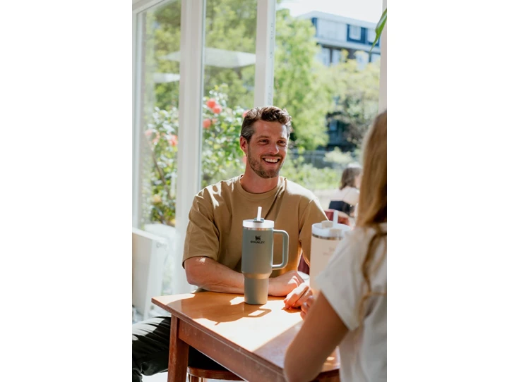 Tumbler 1.18L 40oz_Rose Quartz_Shale_Lifestyle_3.jpg