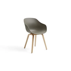 AC106-D153-AA51-01UF_AAC 222 khaki 2.0 shell_wb lacquered oak base.jpg