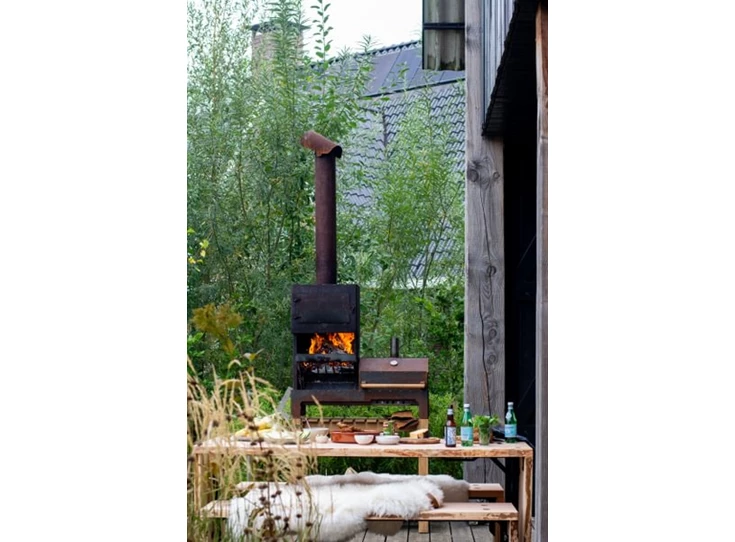 Weltevree_outdooroven_XL_gallery_1 - Small.jpg
