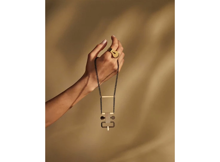 Alessi-Elena-Salmistraro-Edone-halsketting