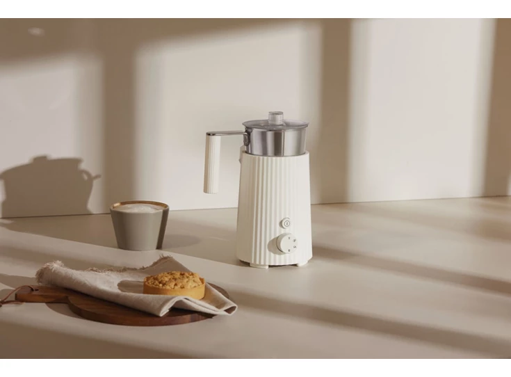 Alessi-Plisse-melkopschuimer-wit