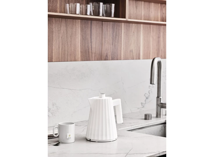 Alessi-Plisse-waterkoker-1L-white