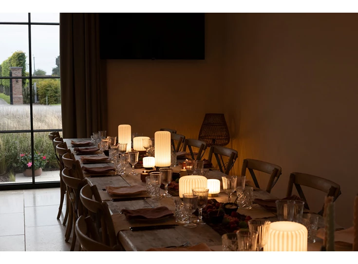 Atelier-Pierre-Dentelles-15-licht-met-USB-H15cm-D16cm-basis-goud