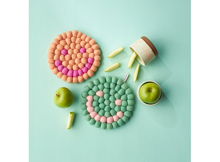 Aveva-Smiley-potonderzetter-rond-D198cm-apple