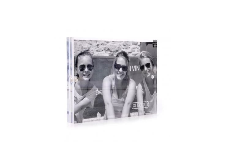 xlboom-acrylic-magnetic-frame-13-x-18-03052015-382x382