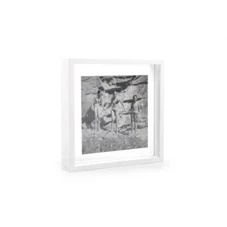 Boom-Square-floating-box-25x25-wit