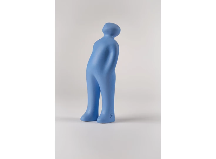 Cores-The-Visitor-blue-maia-clear-cor-41-H-24cm