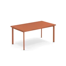 Emu-Star-tafel-160x90cm-maple-red