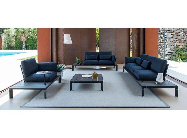 Emu-Tami-lage-tafel-89x86cm-H25cm-zwart-frame-bamboo