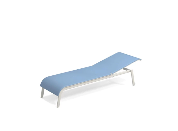 Emu-Tiki-ligzetel-200x67cm-frame-mat-wit-baby-blue