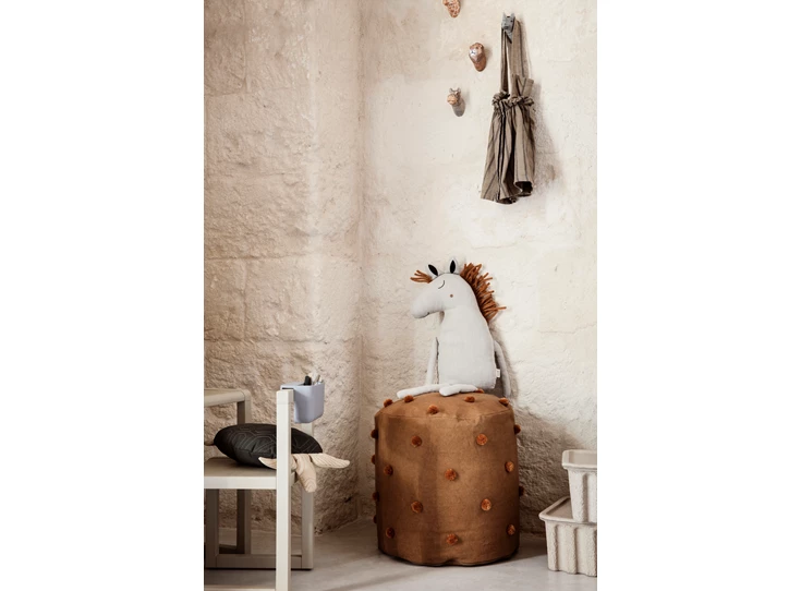 Ferm-Living-Animal-Hand-Carved-Hook-leeuw