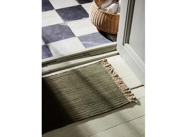 Ferm-Living-Block-Mat-tapijt-50x80cm-olive-natural