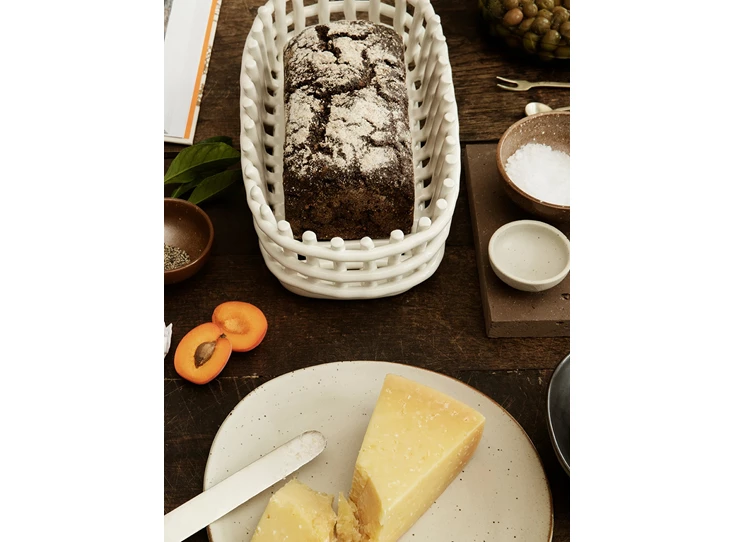 Ferm-Living-Ceramic-Basket-ovale-mand-schaal-30x15x85cm-off-white