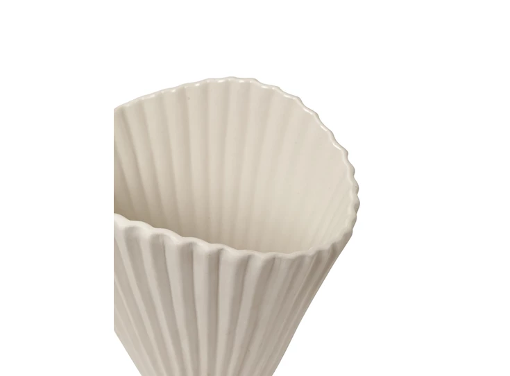 Ferm-Living-Fountain-vaas-off-white
