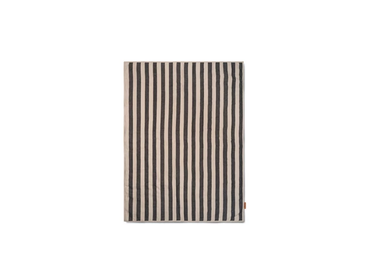 Ferm-Living-Grand-quilted-blanket-plaid-170x120cm-sand-zwart