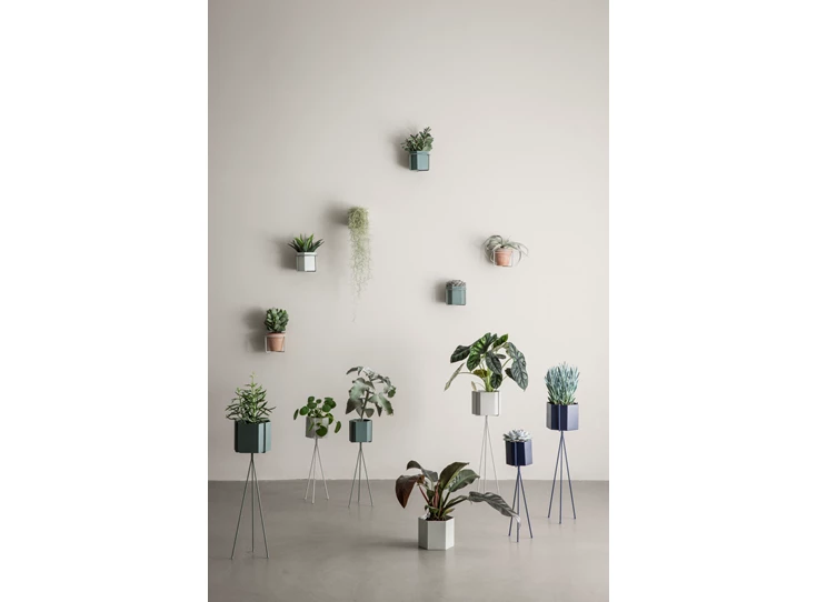 Ferm-Living-Plant-Stand-Black-High