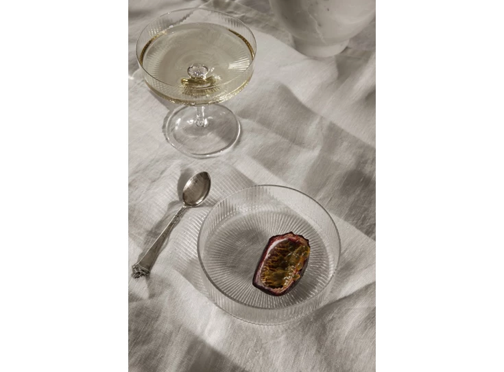 Ferm-Living-Ripple-bowls-D122cm-set-van-4-helder