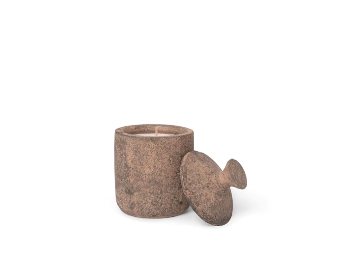 Ferm-Living-Ura-geurkaars-D8cm-H13cm-burned-sienna-fig-scent