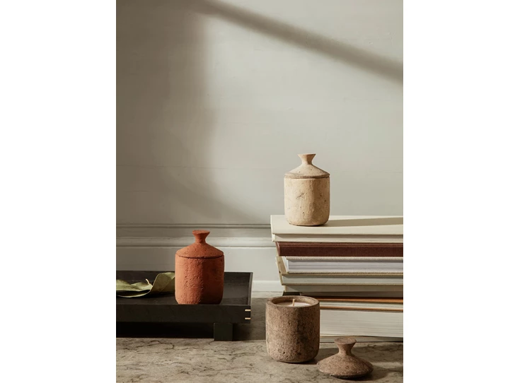 Ferm-Living-Ura-geurkaars-D8cm-H13cm-pale-sienna-chamomille-scent
