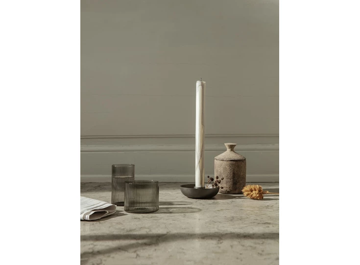 Ferm-Living-Ura-geurkaars-D8cm-H13cm-pale-sienna-chamomille-scent