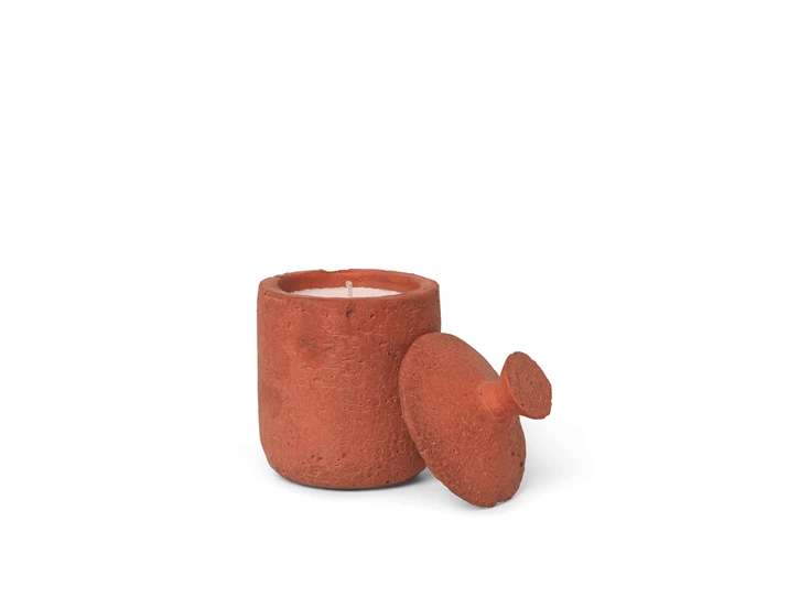 Ferm-Living-Ura-geurkaars-D8cm-H13cm-red-sienna-lemongrass-scent