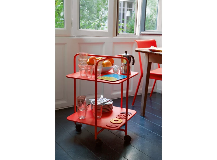 Fermob-Alfred-Gueridon-roltafel-reglisse