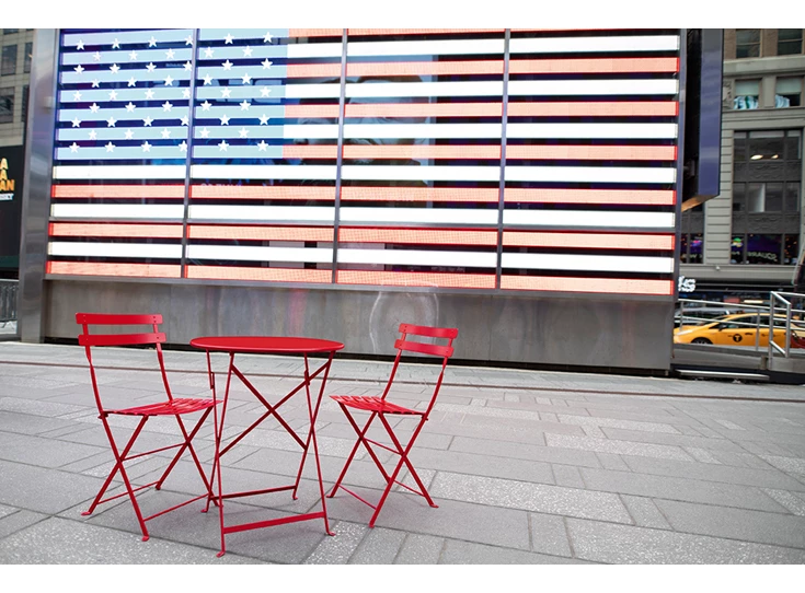 Fermob-Bistro-metal-chaise-pliante-citron-givre