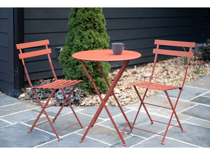 Fermob-Bistro-stoel-cerise-noire