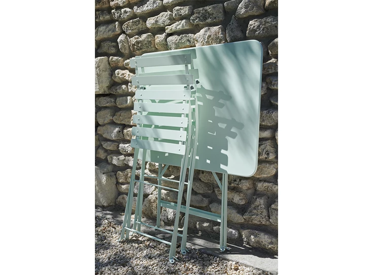 Fermob-Bistro-stoel-cerise-noire