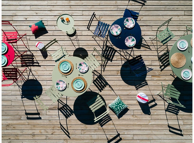 Fermob-Bistro-table-D77cm-blanc-coton