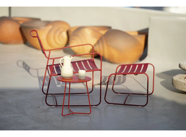 Fermob-Cocotte-tabouret-bas-table-gris-argile