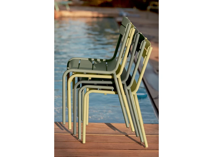 Fermob-Luxembourg-chaise-bleu-acapulco