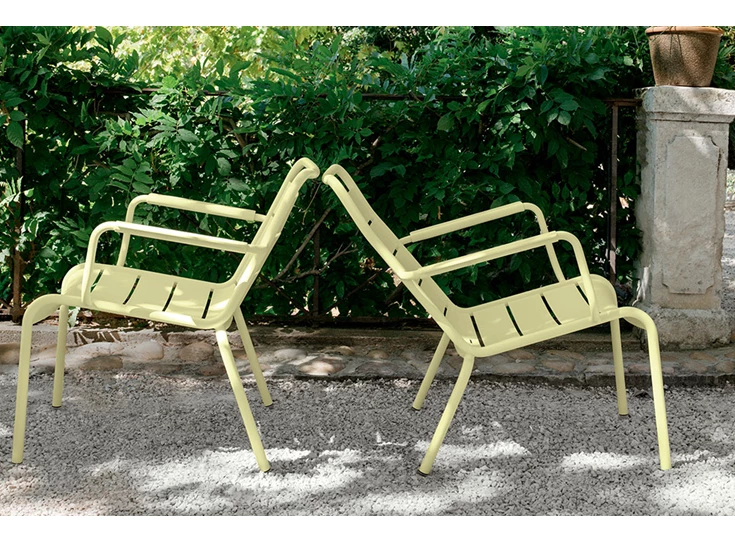 Fermob-Luxembourg-fauteuil-vert-tilleul