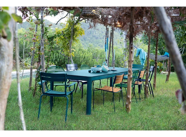 Fermob-Luxembourg-stoel-met-armleuning-vert-cedre