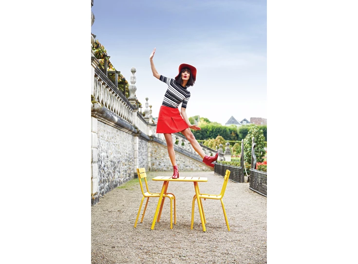 Fermob-Luxenbourg-table-80x80cm-carbone