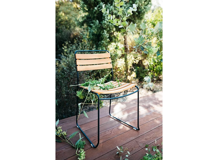 Fermob-Surprising-chaise-teck-vert-tilleul