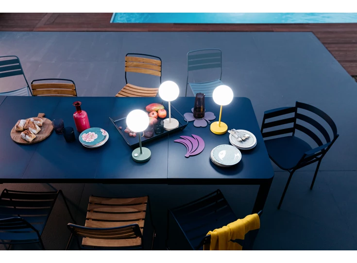 Fermob-Surprising-chaise-teck-vert-tilleul