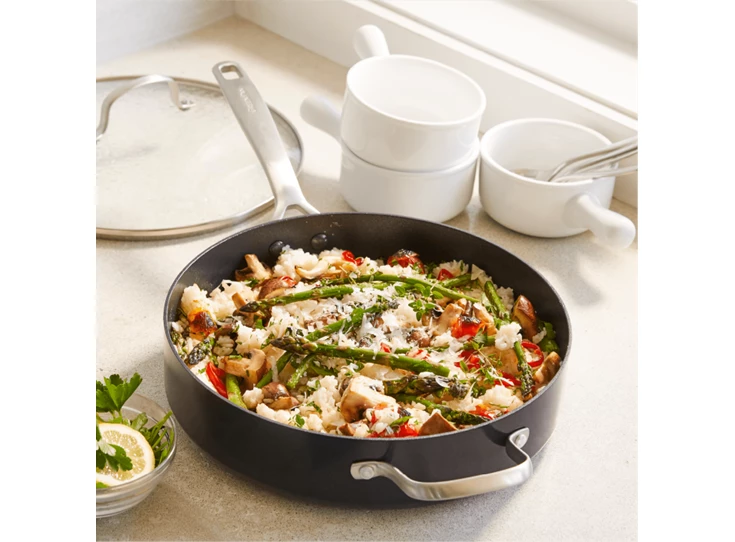 Greenpan-Copenhagen-sauteerpan-met-deksel-28cm